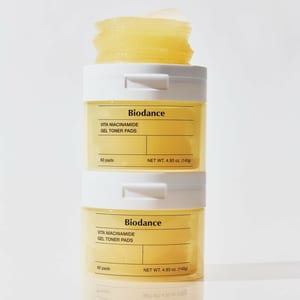 Vita Niacinamide Gel Toner Pad product photo