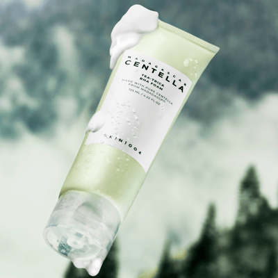 Skin1004 Madagascar Centella Tea-Trica BHA Foam 125ml product photo