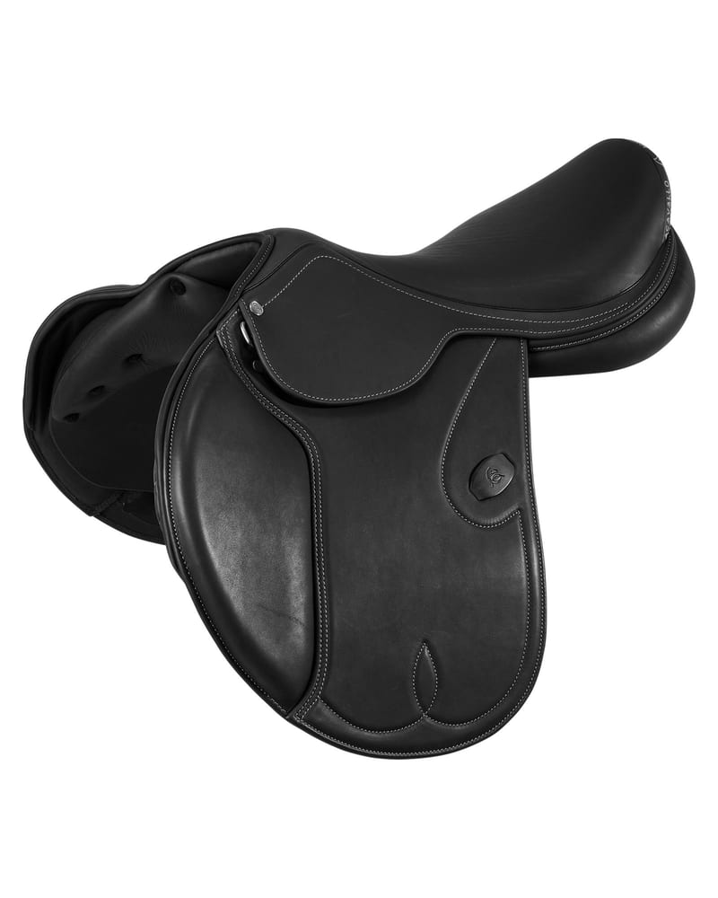 Acavallo Jumping Saddle professional product photo ready to upload to shopify