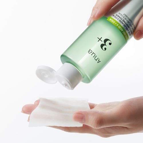 AZELAIC ACID 3 CICA SKIN CLARIFYING TONER 250ml professional product photo ready to upload to shopify