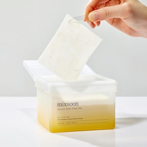 Bean Toner Pad professional product photo ready to upload to shopify