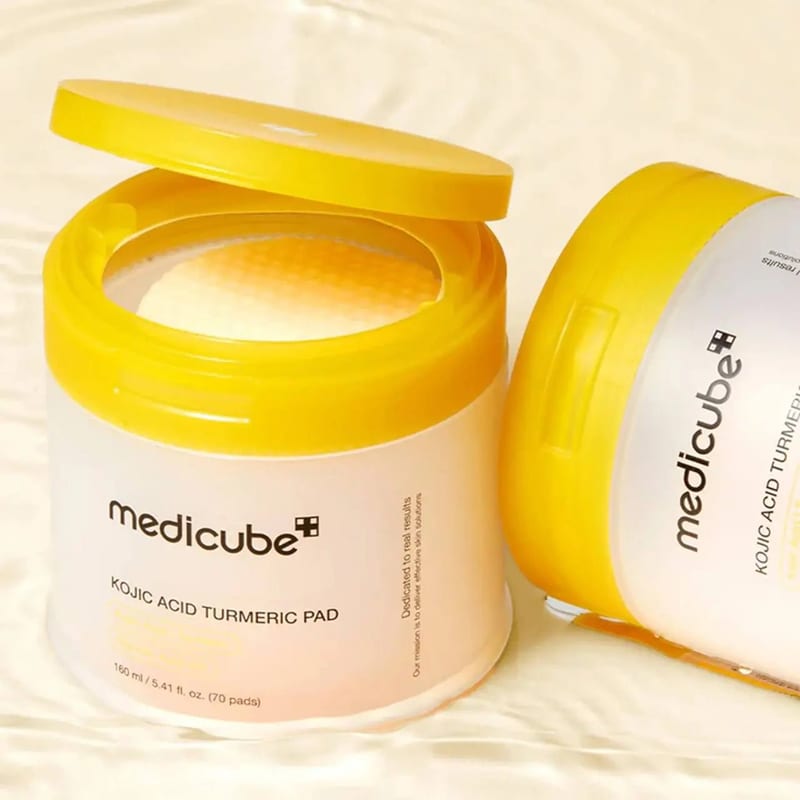 KOJIC ACID TURMERIC PAD 70pcs professional product photo ready to upload to shopify