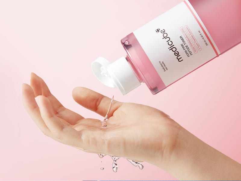 PDRN PINK CICA SOOTHING TONER 250ml professional product photo ready to upload to shopify