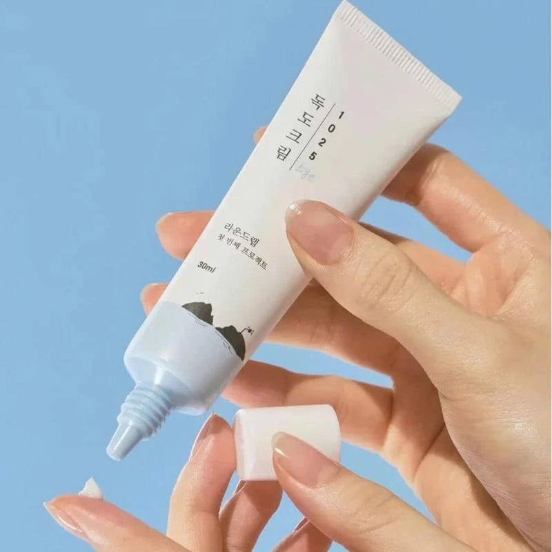 Round Lab 1025 DOKDO Eye Cream 30ml professional product photo ready to upload to shopify