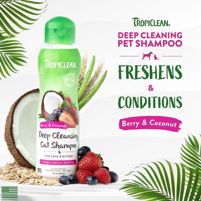 TROPICLEAN Cats & Kittens Berry & Coconut Deep Cleansing Shampoo 12 oz professional product photo ready to upload to shopify